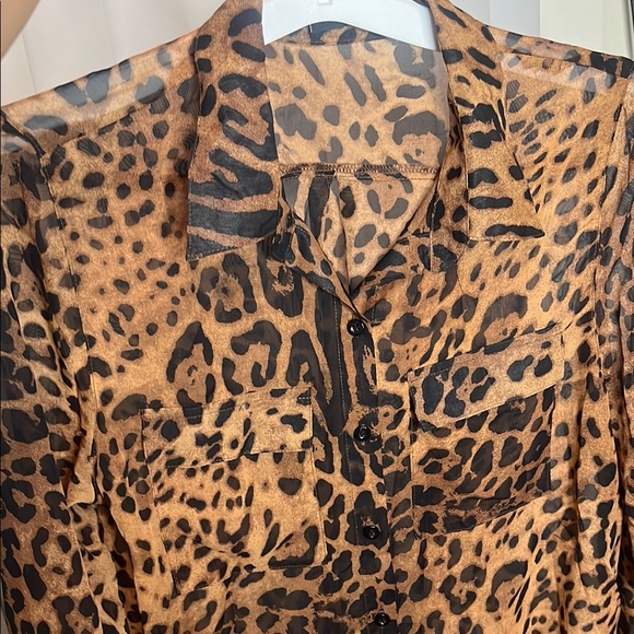 Forever 21 Black and Brown Ruffled Buttoned Blouse - Picture 11 of 14